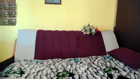 Snapshot of valysexybarbie chatting on 06-11-26, 07:28 valentina online show from 06-11-26, 07:28