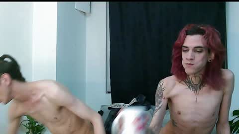 Snapshot of vamp_noah chatting on 12-03-24, 04:14 Vamp Noah and Dan online show from 12-03-24, 04:14