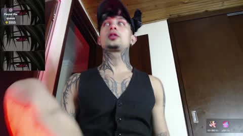 david guzman i model independenthelp me with a thumbs up online show from 01-24-25, 01:24