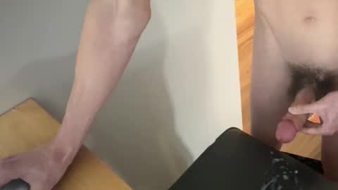 Snapshot of vancity18601358 chatting on 03-10-26, 08:36 vancity18601358 online show from 03-10-26, 08:36