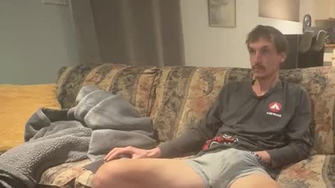 Snapshot of vancity18601358 chatting on 03-12-26, 04:29 vancity18601358 online show from 03-12-26, 04:29