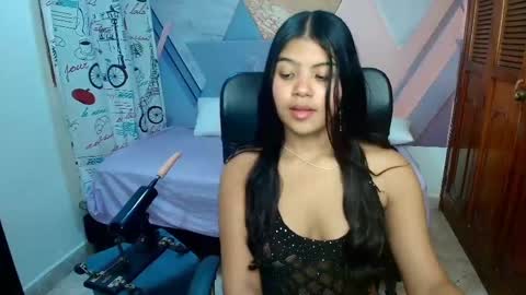 vane_latin18 online show from 04-21-26, 08:01