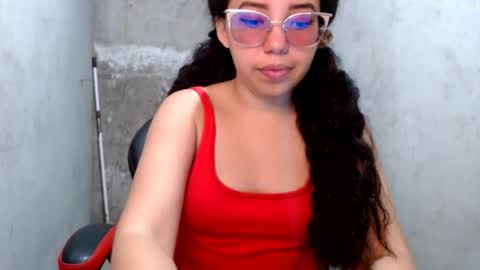 Snapshot of vanellopeschweetz chatting on 07-26-26, 02:57 vanellopeschweetz online show from 07-26-26, 02:57
