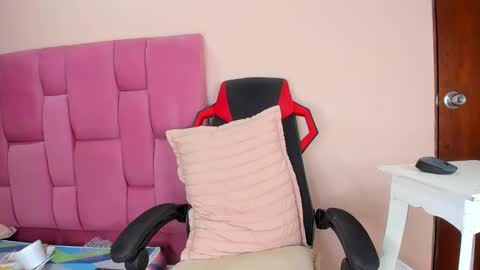 vaness_dior online show from 01-06-25, 09:54