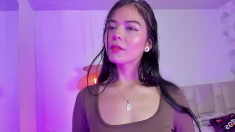 Snapshot of vanessa_cruz_18 chatting on 05-30-26, 09:56 Vane online show from 05-30-26, 09:56