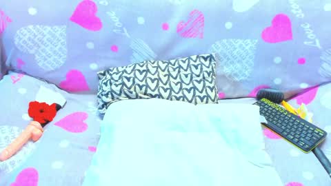Snapshot of vanessa_florence chatting on 05-09-26, 01:44 RUSSIAN BARBIE BABE online show from 05-09-26, 01:44