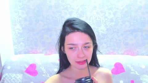 Snapshot of vanessa_florence chatting on 05-21-26, 01:12 RUSSIAN BARBIE BABE online show from 05-21-26, 01:12