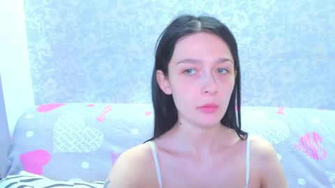 Snapshot of vanessa_florence chatting on 05-28-26, 01:14 RUSSIAN BARBIE BABE online show from 05-28-26, 01:14