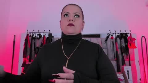 Snapshot of vanessa_moka chatting on 05-22-26, 12:11 Vanessa online show from 05-22-26, 12:11