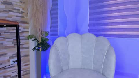 Snapshot of vanessa_novvoa chatting on 02-13-25, 09:06 Vanessa Novvoa online show from 02-13-25, 09:06