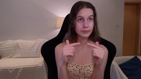 vanessa online show from 01-07-25, 04:08