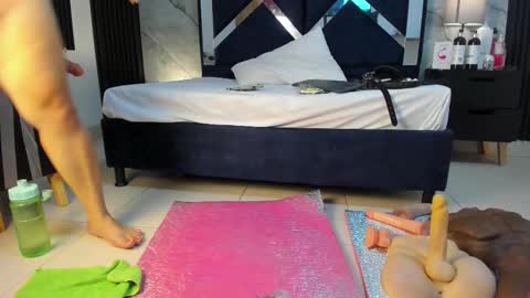 Snapshot of vanessahard_as chatting on 11-28-25, 08:22 Vanessa Hard online show from 11-28-25, 08:22