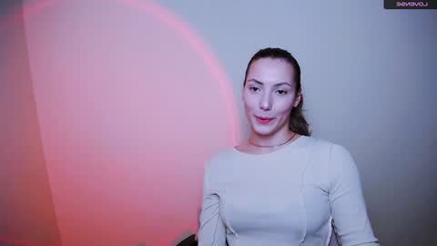 Snapshot of vanessakim_ chatting on 12-12-24, 06:42 Vanessa online show from 12-12-24, 06:42