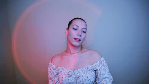 Snapshot of vanessakim_ chatting on 12-14-24, 10:28 Vanessa online show from 12-14-24, 10:28