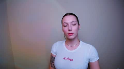 Snapshot of vanessakim_ chatting on 12-24-24, 09:44 Vanessa online show from 12-24-24, 09:44