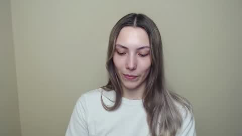 Snapshot of vanessakim_ chatting on 02-11-26, 04:45 Vanessa online show from 02-11-26, 04:45