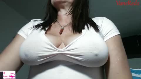 Vanesared2 online show from 10-08-25, 12:41