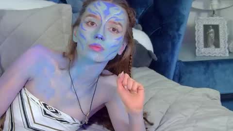 VanessaVienne online show from 04-21-26, 01:42