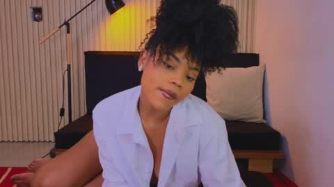 Snapshot of vanestrauss chatting on 04-30-26, 07:53 New account follow me online show from 04-30-26, 07:53