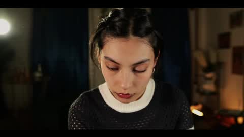 Snapshot of vanilla_velvet chatting on 05-20-26, 01:34 Annabet online show from 05-20-26, 01:34