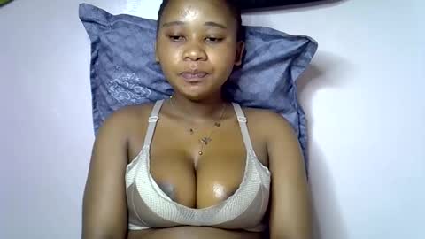 vanillavenus online show from 11-13-25, 04:11