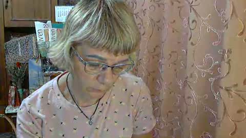 Vanillaxcreamy online show from 12-06-24, 05:11