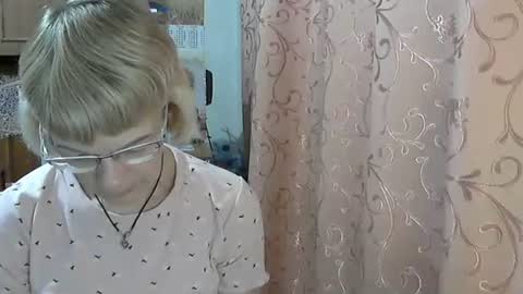 Vanillaxcreamy online show from 12-11-24, 12:23