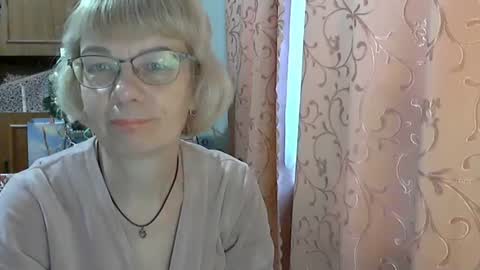 Vanillaxcreamy online show from 12-21-24, 09:23