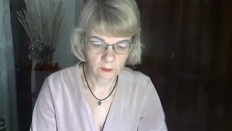 Vanillaxcreamy online show from 01-28-25, 02:42