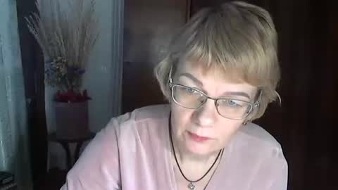 Vanillaxcreamy online show from 01-31-25, 01:23