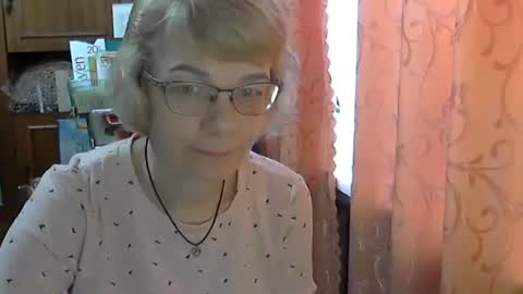 Vanillaxcreamy online show from 03-01-25, 08:34