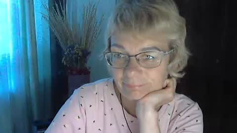 Vanillaxcreamy online show from 10-02-25, 01:18