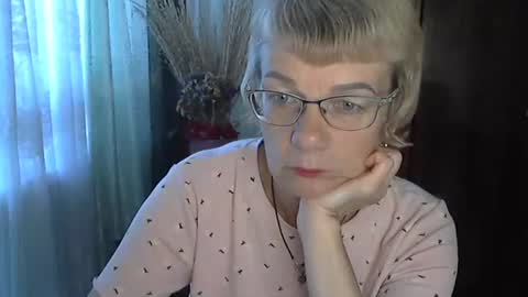 Vanillaxcreamy online show from 10-09-25, 10:13