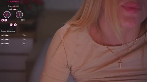 Sophie online show from 01-18-26, 01:09