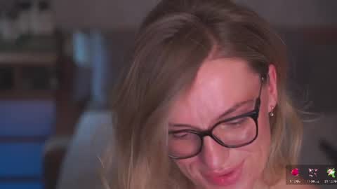 Sophie online show from 06-11-26, 12:32