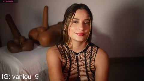 Vanilu online show from 10-22-25, 10:42