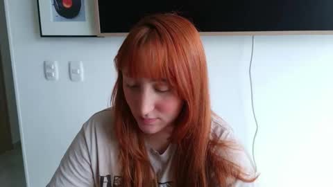 Elizabeth online show from 06-06-26, 06:34