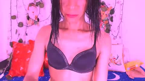 Snapshot of vannesascott chatting on 11-30-25, 07:45 VANNESA online show from 11-30-25, 07:45