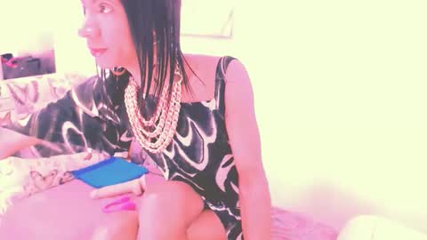 Snapshot of vannesascott chatting on 04-20-26, 03:53 VANNESA online show from 04-20-26, 03:53