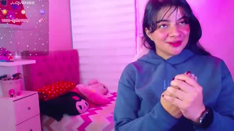 Vanesa online show from 12-13-24, 10:34