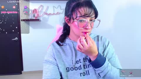 Vanesa online show from 02-15-25, 06:01