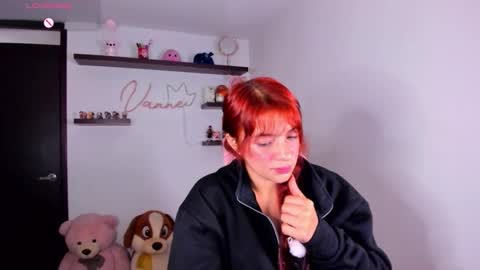 Snapshot of vannessa_shy chatting on 04-30-26, 08:15 Vanesa online show from 04-30-26, 08:15