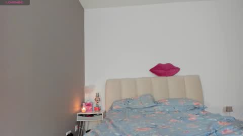 Snapshot of vannessarain chatting on 03-20-26, 03:39 Vannessa online show from 03-20-26, 03:39