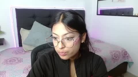 Snapshot of vannesweet_ chatting on 05-16-26, 07:56 vane online show from 05-16-26, 07:56