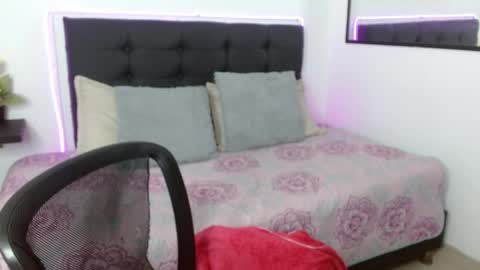 Snapshot of vannesweet_ chatting on 05-23-26, 08:57 vane online show from 05-23-26, 08:57