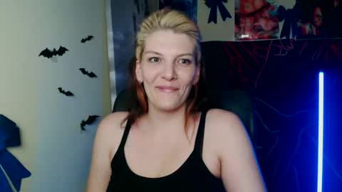 Vanessa online show from 04-22-26, 04:48