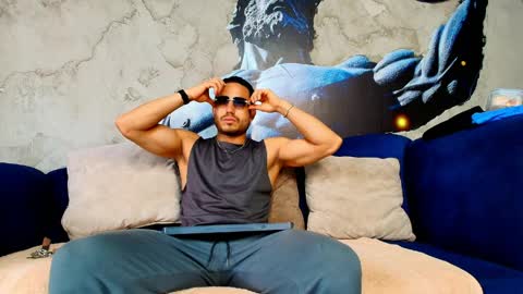 Vans Ross online show from 04-02-26, 02:04