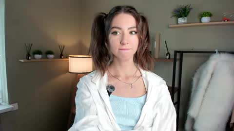 Charline online show from 05-02-26, 09:36