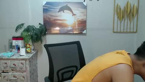 vanxxx2005 online show from 12-10-24, 05:33