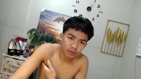 vanxxx2005 online show from 01-26-25, 01:20